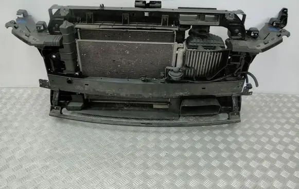 Hyundai Tucson TL Front bodywork piece 