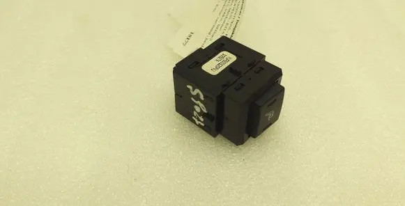 Land Rover Range Rover Sport L320 Seat heating switch YUF500120PVJ