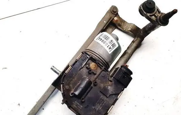 Volkswagen Golf V Wiper motor 1397220501 082486750421