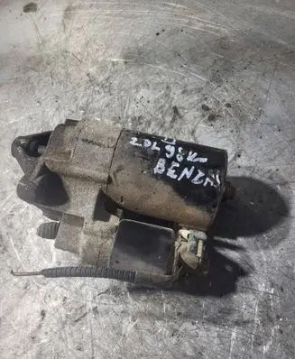 Renault Megane II Starter motor 0001106023 8200186148