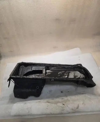 BMW 7 E38 Oil sump 22462279