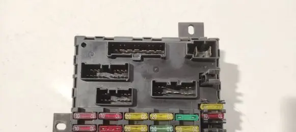 Alfa Romeo 156 Fuse module 60679160