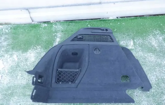 Trunk/boot side trim panel