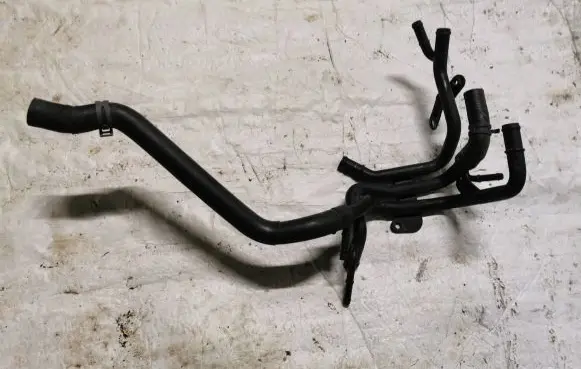 Volkswagen Caddy Engine coolant pipe/hose 04L121064AE