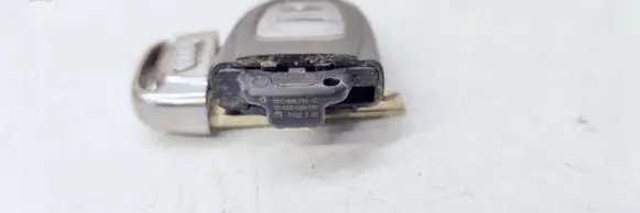Audi A4 S4 B8 8K Ignition key/card 8K0959754C