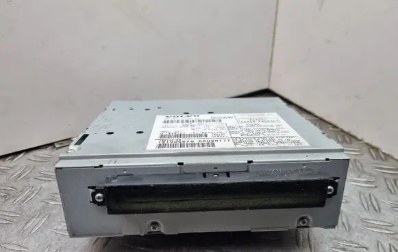 Volvo C70 Radio/CD/DVD/GPS head unit 30775349AC 30775349 30775585