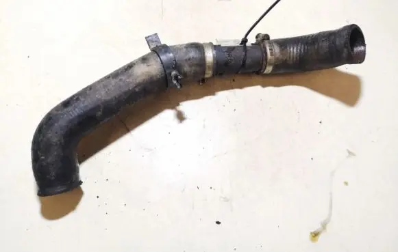Ford Fiesta Engine coolant pipe/hose 353762 84fb-8274ca