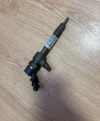 Alfa Romeo 156 Fuel injector 0445110068