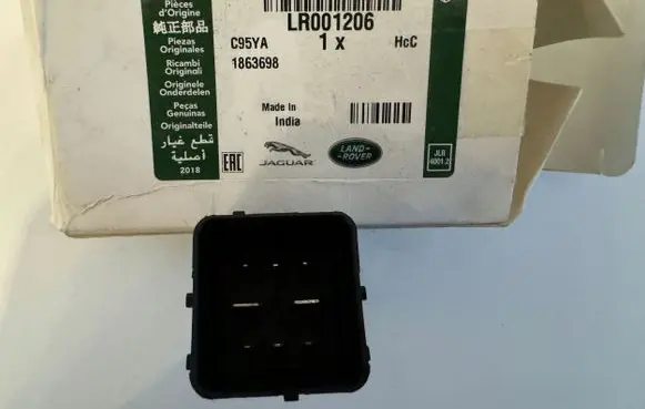 Land Rover Freelander Charging relay LR001206
