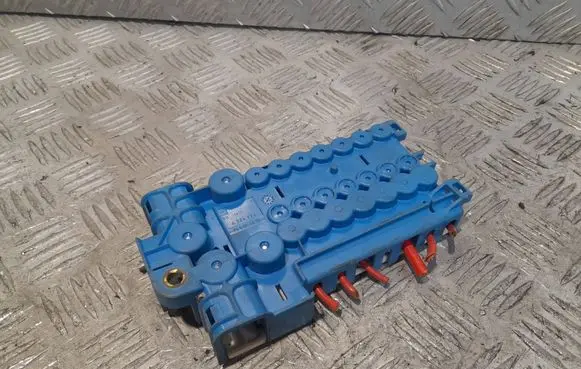BMW X5 E53 Fuse module 8387543