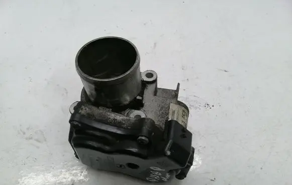 Nissan Qashqai+2 Throttle valve H8200727648 8200987453B
