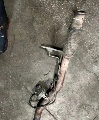 Volkswagen PASSAT B8 Exhaust flexible connection 5Q0253691H