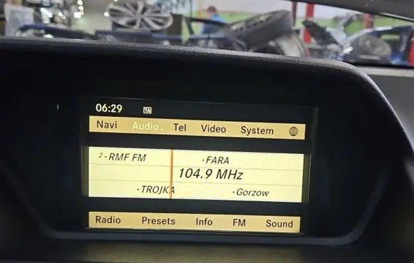 Mercedes-Benz E A207 Screen/display/small screen A2129004407 IMPRK1444897