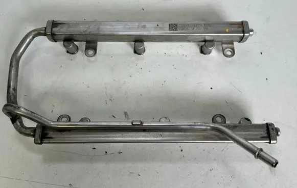 Ford Mustang V Fuel main line pipe BR3E9F797FA