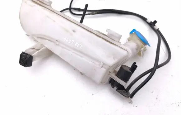 Opel Grandland X Windshield washer fluid reservoir/tank 9839834780 9839957780
