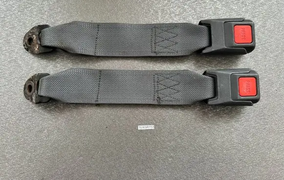 Nissan Terrano Rear seatbelt buckle 8884065G15
