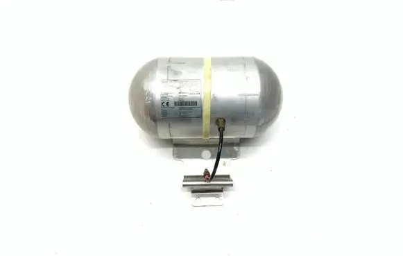 Jaguar XJ X350 Air suspension tank/reservoir 2W935B696AF