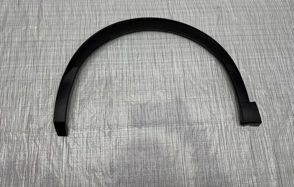 Peugeot 307 Rear arch trim 9825736480