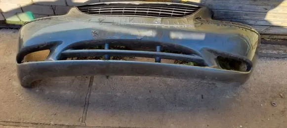 Chrysler Town & Country IV Front bumper CR04019BB