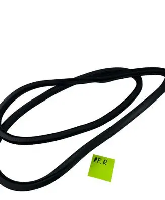 Trunk rubber seal (body)