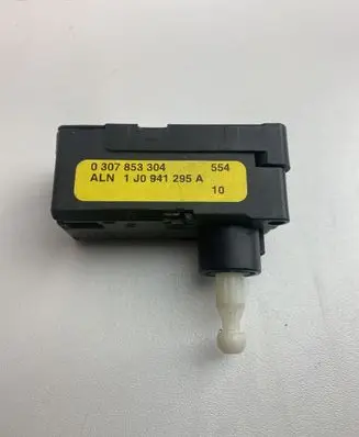 Skoda Yeti (5L) Headlight level adjustment motor 1J0941295A
