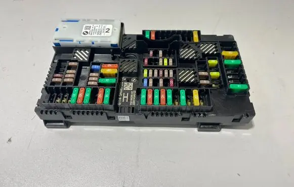 BMW 3 G20 G21 Fuse module 5A0E7D0 8734160