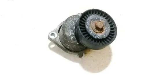 KIA Carnival Generator/alternator belt tensioner 0k55115981b
