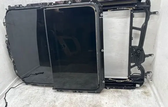 BMW X3 F25 Sunroof set 721274918