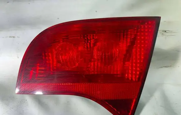 Audi A4 S4 B7 8E 8H Tailgate rear/tail lights 8E9945094 484502 749002