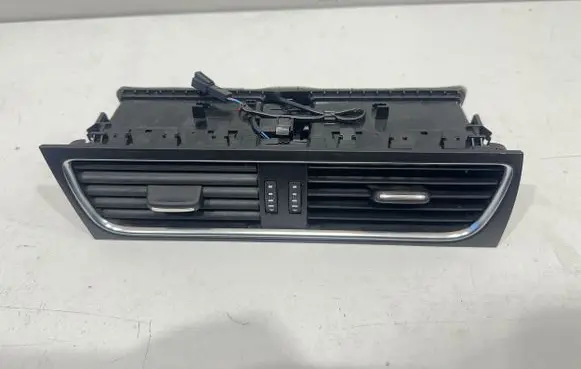 Audi A4 S4 B8 8K Dash center air vent grill 8T1820951C