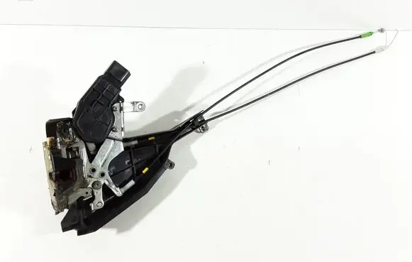 Toyota Corolla E120 E130 Rear door lock 3G3116 123G3116