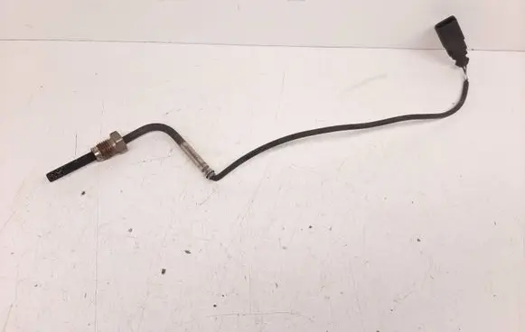 Audi A4 S4 B7 8E 8H Exhaust gas temperature sensor 059906088A