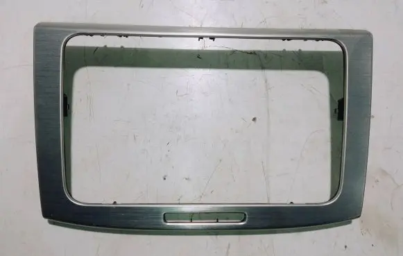 Volkswagen PASSAT B6 Radio/GPS head unit trim 3C0858069