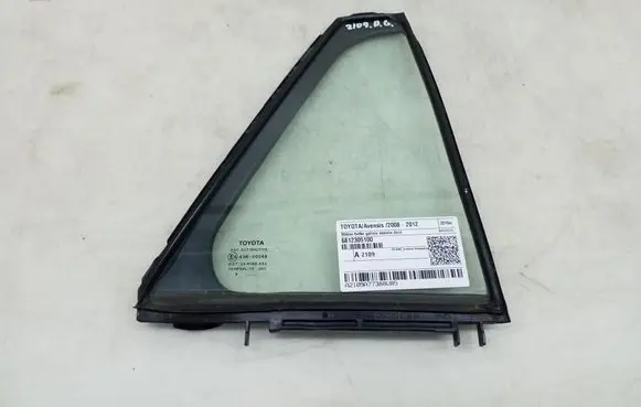 Toyota Avensis T270 Rear vent window glass 6812305100