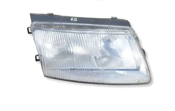 Volkswagen PASSAT B5 Headlight/headlamp 