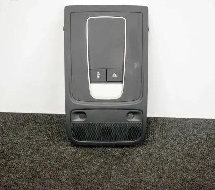 Audi Q3 8U Front seat light