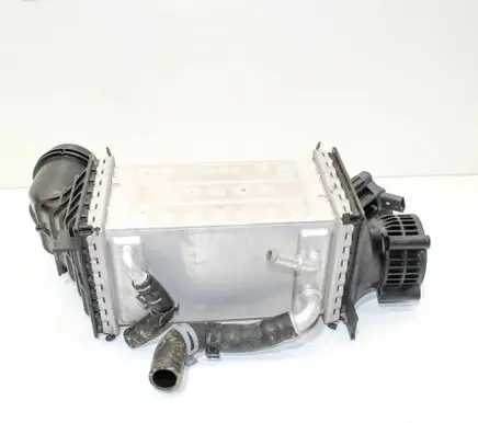 Audi Q3 F3 Intercooler radiator 04E145785M 04E906051N