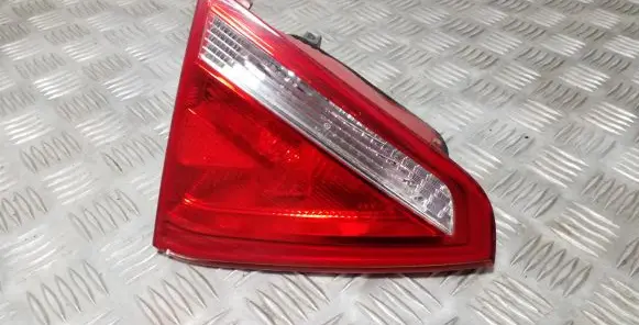 Audi A5 Sportback 8TA Tailgate rear/tail lights 8T0945093