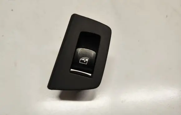 BMW 5 G30 G31 Electric window control switch 9327031