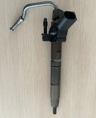 Mercedes-Benz CLS C219 Fuel injector A642070