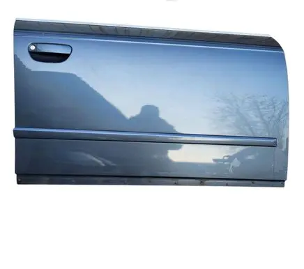 Audi A4 S4 B7 8E 8H Front door 8E0831052J