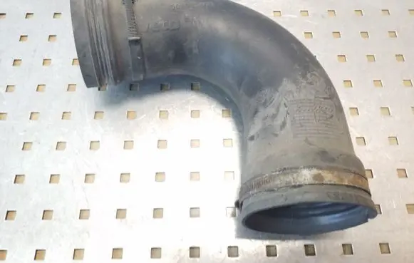 Iveco Daily 35 - 40.10 Air intake hose/pipe 504135453