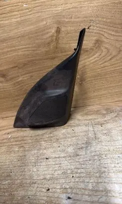 Volvo V70 Front door speaker 30781066