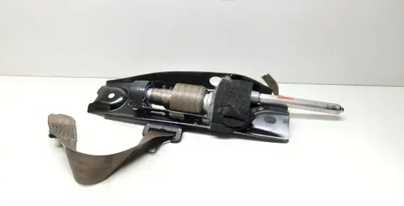 Volvo XC70 Front seatbelt 6261312309