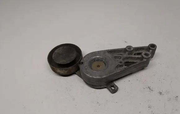 Volkswagen PASSAT B5 Generator/alternator belt tensioner 058903133A