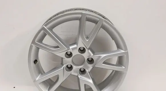 Audi Q3 8U R17 alloy rim 