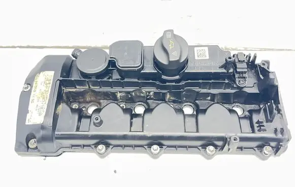 Mercedes-Benz C W204 Rocker cam cover A6460101130