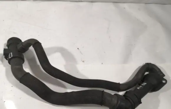 Audi A4 S4 B6 8E 8H Engine coolant pipe/hose 8E0121049E
