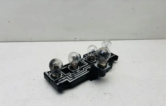 Volkswagen PASSAT B5.5 Tail light bulb cover holder 3B9945258B
