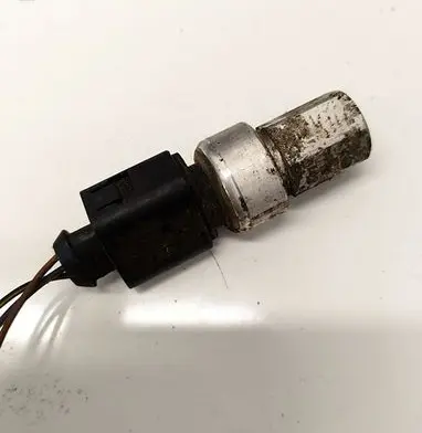 Skoda Octavia Mk2 (1Z) Air conditioning (A/C) pressure sensor